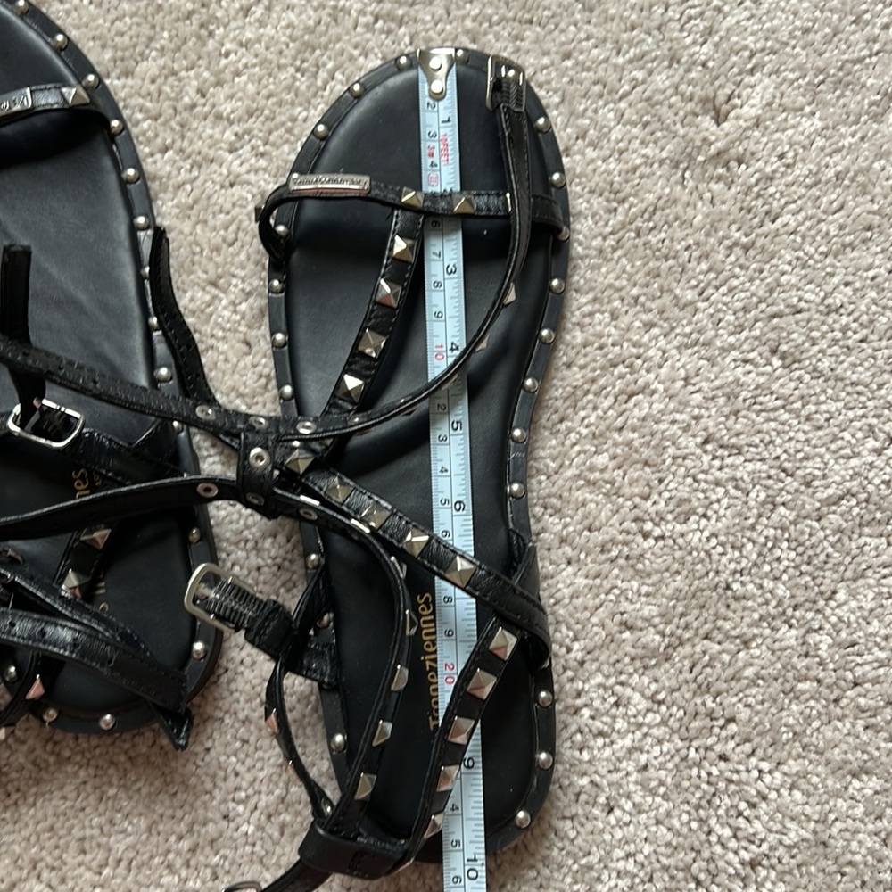 Sandals - Picture 5 of 5